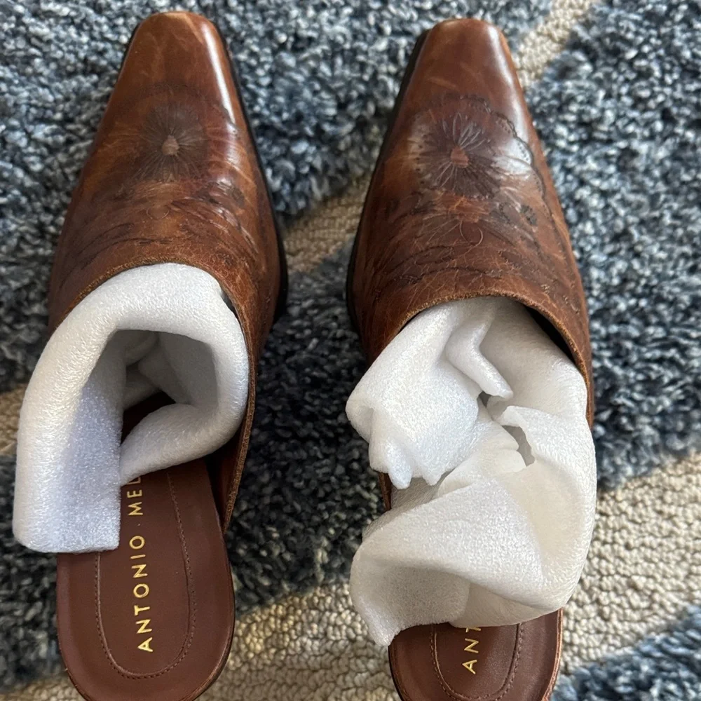 Antonio Melani Embossed Brown Leather Mules - Picture 1 of 8